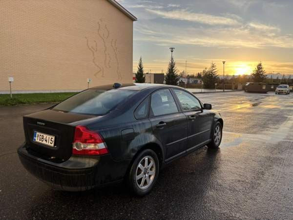 Volvo S40 Pielavesi - изображение 7