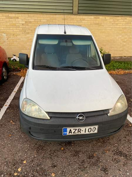 Opel Combo Pernaja - valokuva 1