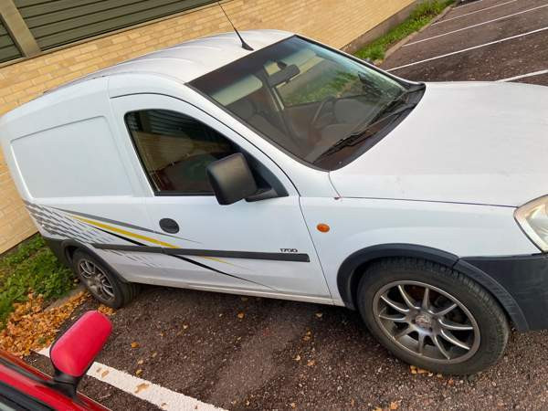 Opel Combo Pernaja - valokuva 2