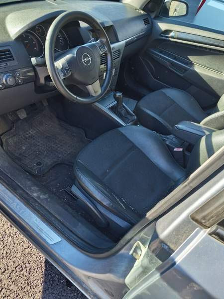 Opel Astra Helsinki - valokuva 3