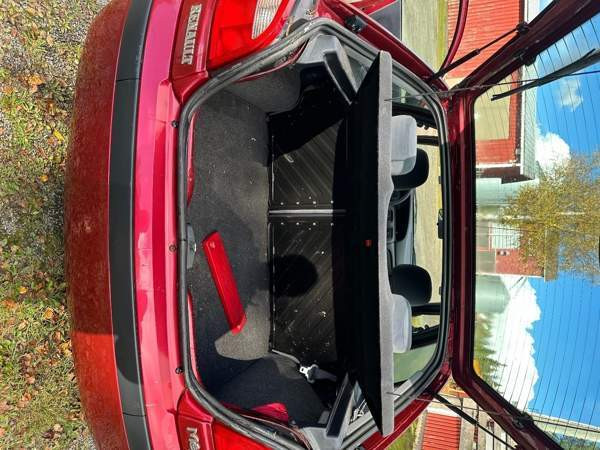 Renault Megane Teuva - valokuva 7