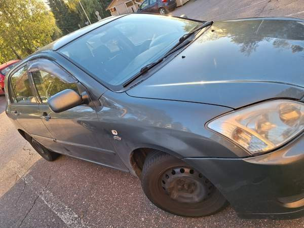 Toyota Corolla Коувола - изображение 1