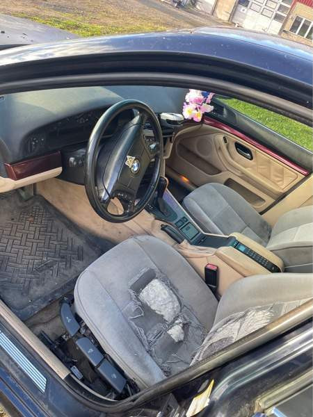 BMW 525 Chuvashskaya Respublika - valokuva 5