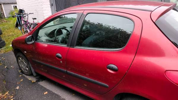 Peugeot 206 Jyväskylä - valokuva 3