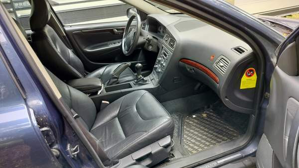 Volvo V70 Mänttä-Vilppula - photo 6
