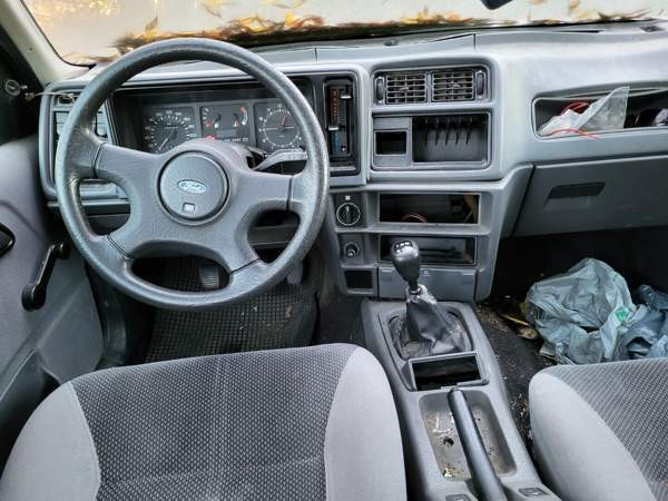 Ford Sierra Kitee - valokuva 4