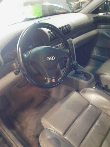 Audi A4 Lovisa - valokuva 8