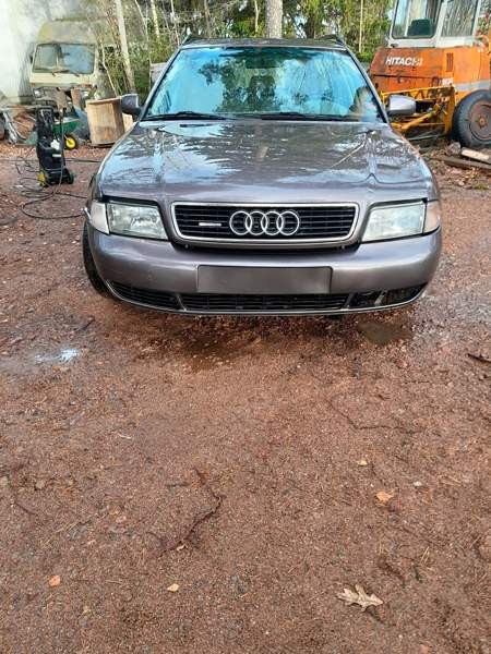 Audi A4 Lovisa - valokuva 1