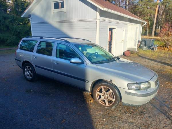 Volvo V70 Paimio - valokuva 6