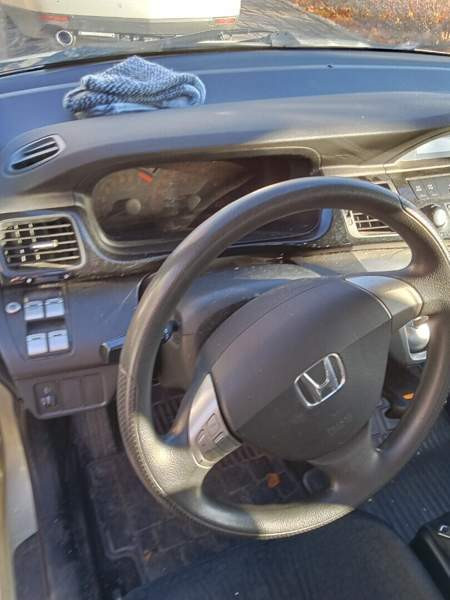 Honda FR-V Kuusankoski - valokuva 8