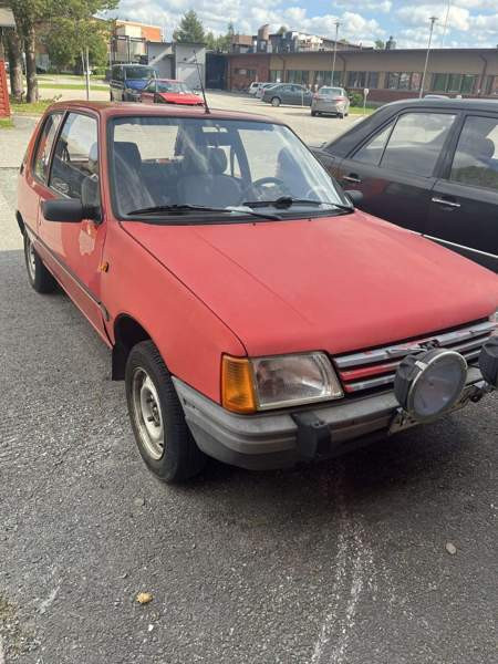 Peugeot 205 Kuusamo - valokuva 2