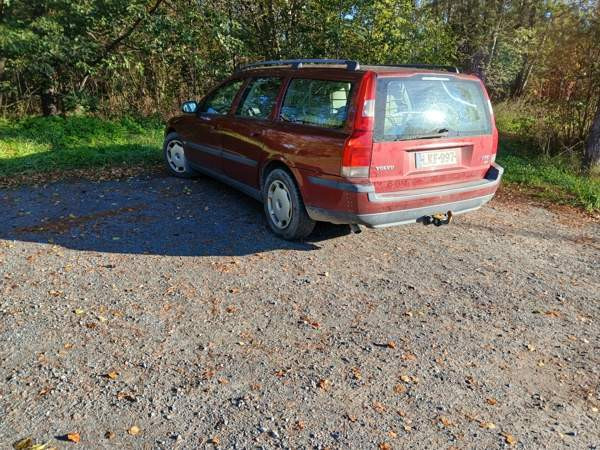Volvo V70 Valkeakoski - valokuva 4