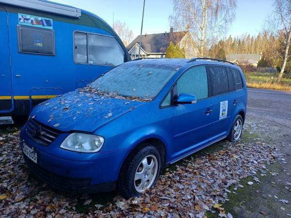 Volkswagen Touran Karkkila - изображение 1