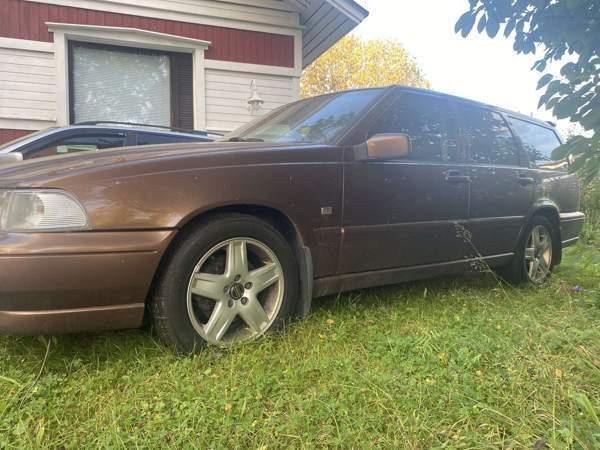 Volvo V70 Рованиеми - изображение 3