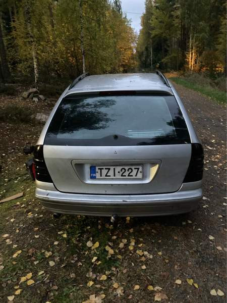 Mercedes-Benz 220 Jyväskylä - valokuva 3