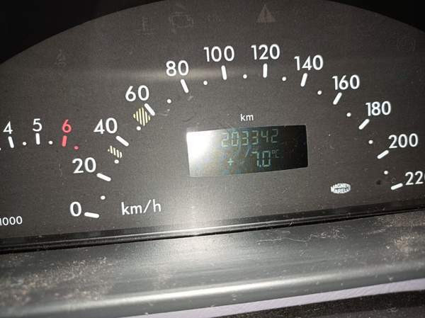 Mercedes-Benz A Холлола - изображение 4