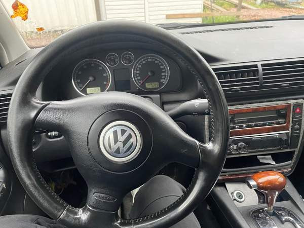 Volkswagen Passat Вантаа - изображение 8