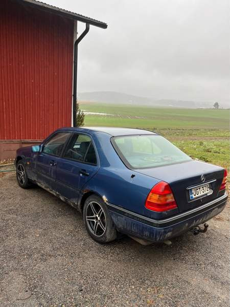 Mercedes-Benz C Sarov - valokuva 2