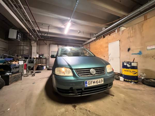 Volkswagen Touran Kuopio - valokuva 1