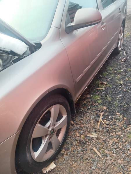 Skoda Octavia Parkano - valokuva 3