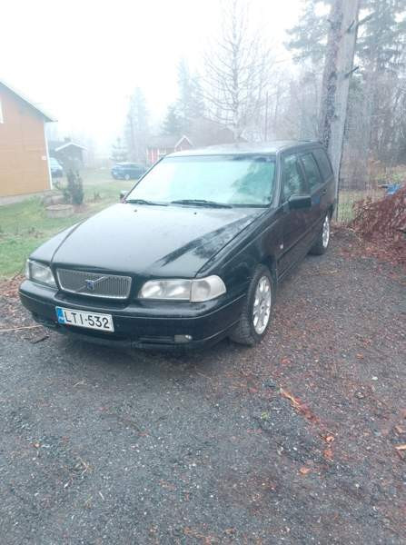 Volvo V70 Jaemsae - valokuva 1