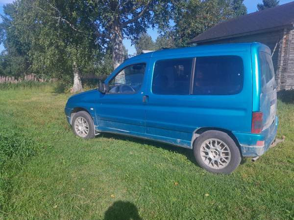 Peugeot Partner Sotkamo - изображение 1