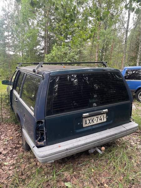 Volvo 740 Ugleural'skiy - valokuva 3