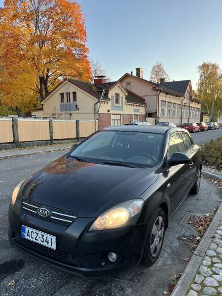 Kia Ceed Turtkul - valokuva 3