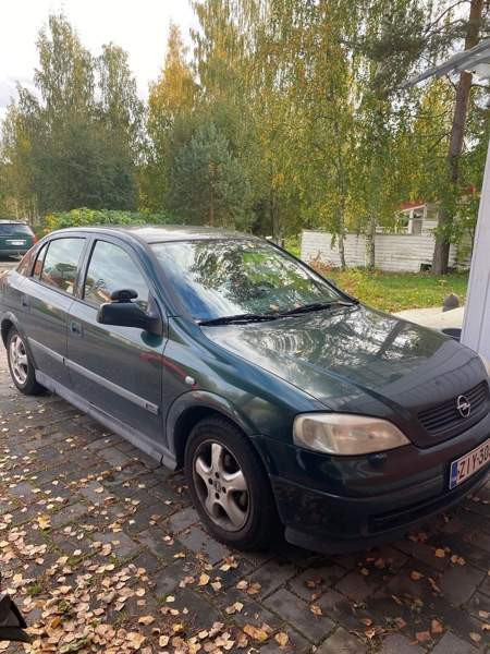 Opel Astra Jyväskylä - valokuva 1