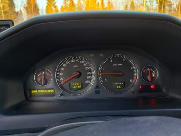 Volvo V70 Kuusamo – foto 7