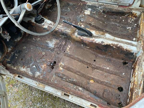 Ford Anglia Lappeenranta - valokuva 7