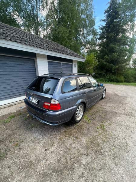 BMW 320 Lieto - valokuva 2