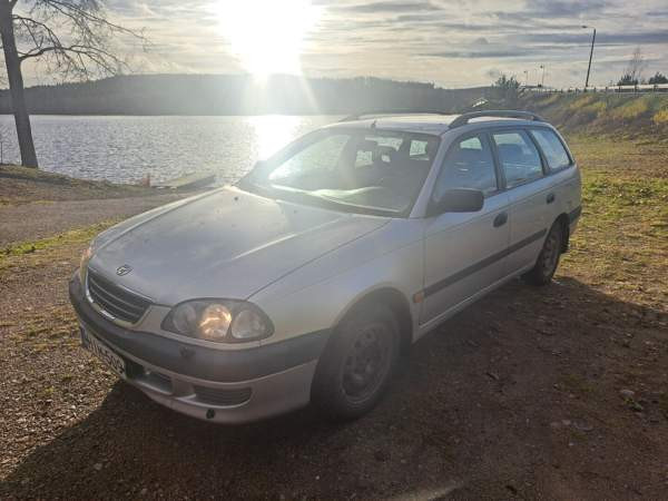 Toyota Avensis Saarijärvi - изображение 1