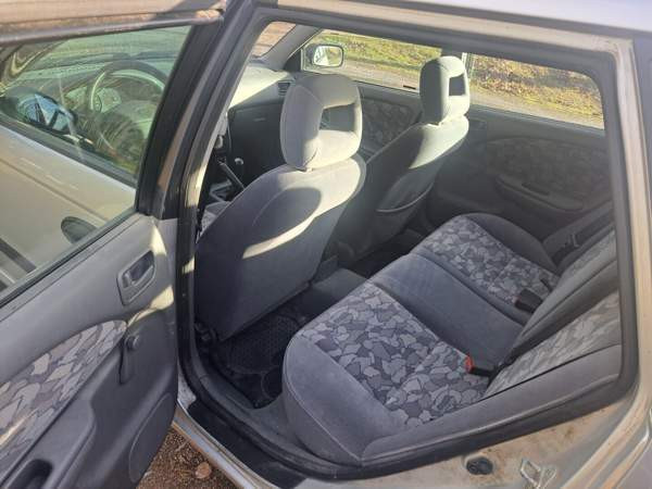 Toyota Avensis Saarijärvi - изображение 7