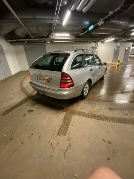 Mercedes-Benz 220 Тампере - изображение 3