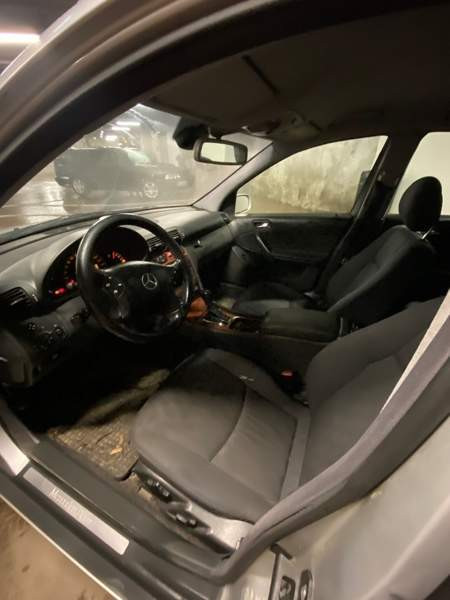 Mercedes-Benz 220 Тампере - изображение 5