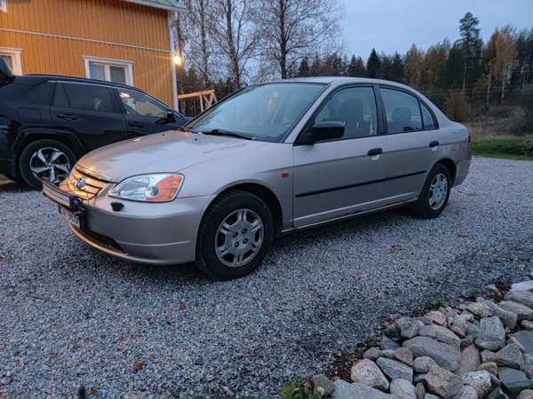 Honda Civic Iisalmi - valokuva 2