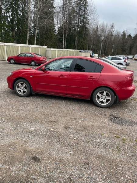 Mazda 3 Glebychevo - valokuva 3