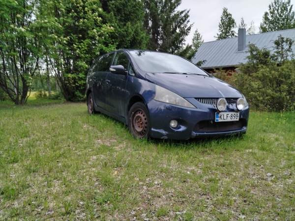 Mitsubishi Grandis Rovaniemi - valokuva 2