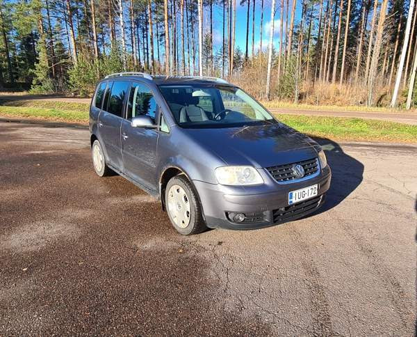Volkswagen Touran Anjalankoski - изображение 1