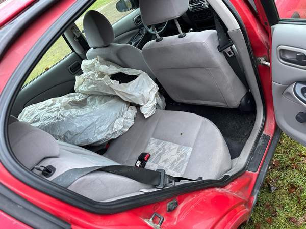 Nissan Almera Forssa - valokuva 3