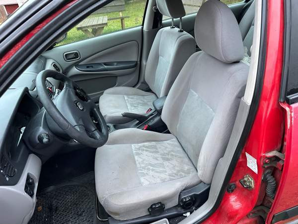 Nissan Almera Forssa - valokuva 2