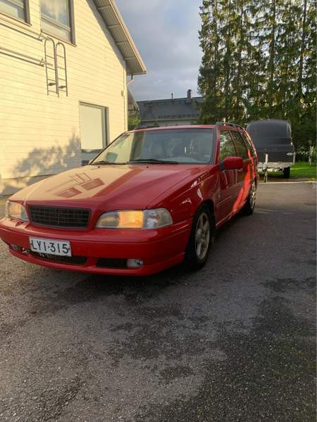Volvo V70 Jaervenpaeae – foto 3
