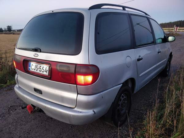 Ford Galaxy Pyhäjoki - valokuva 4