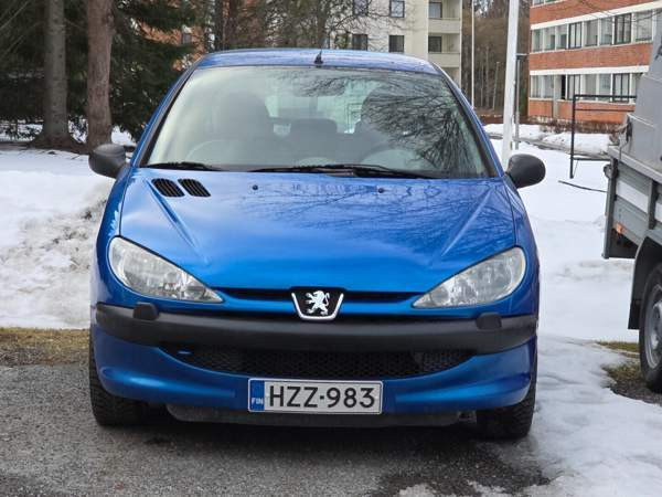 Peugeot 206 Хямеэнлинна - изображение 1