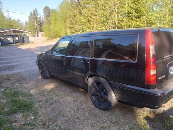 Volvo V70 Outokumpu - valokuva 3