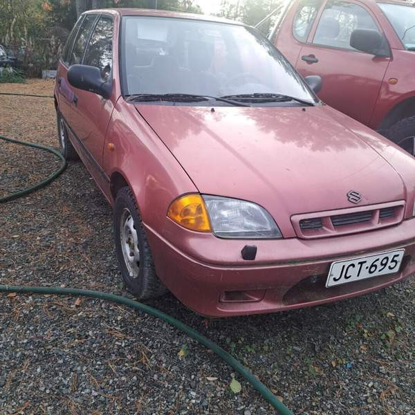 Suzuki Swift Liperi - valokuva 1