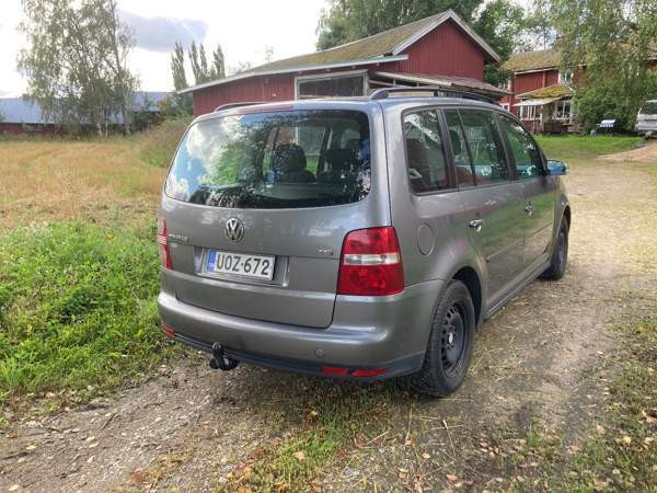 Volkswagen Touran Alavus – foto 4