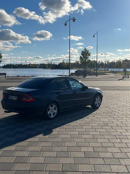 Mercedes-Benz 200 Kuopio - valokuva 5