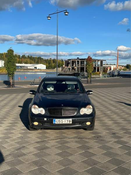 Mercedes-Benz 200 Kuopio - valokuva 2